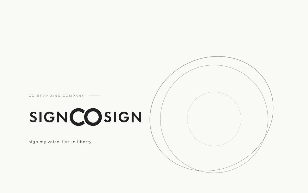 生成り地の左に CO-BRANDING COMPANY と SIGNCOSIGN。右に重なった細い同心円